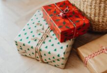 Holiday Sales Expected to Surpass $1 Trillion in 2025 holiday